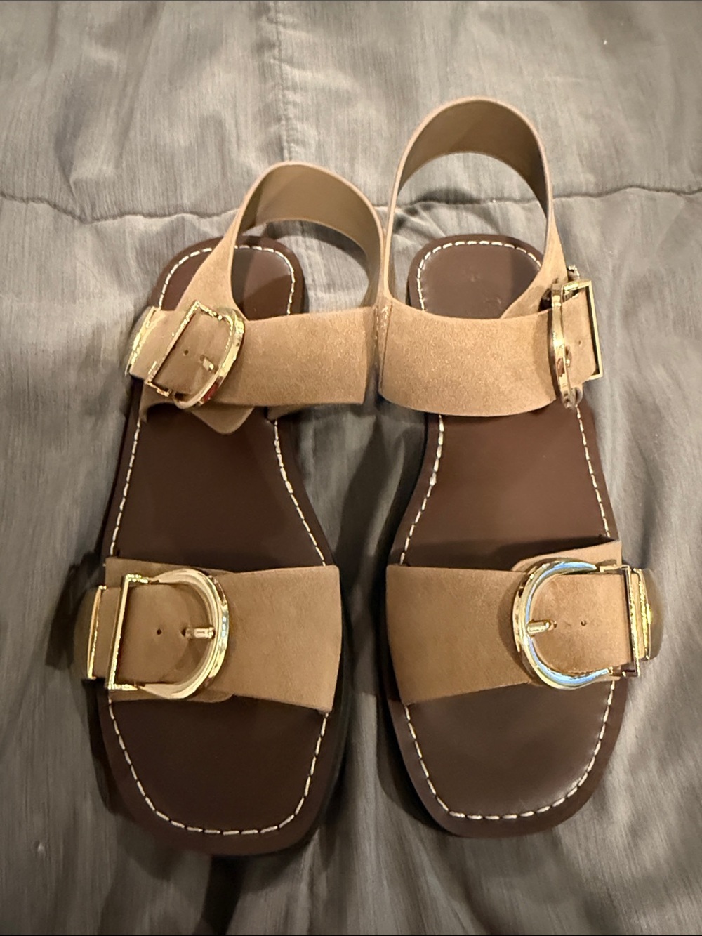 Universal threads beige Suede Buckle Women's Sandals -